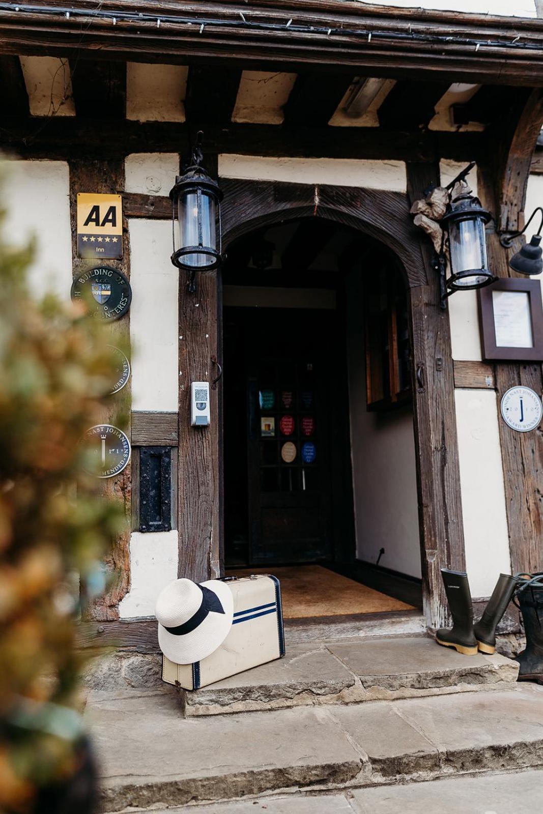 The Crown Inn Chiddingfold Luaran gambar