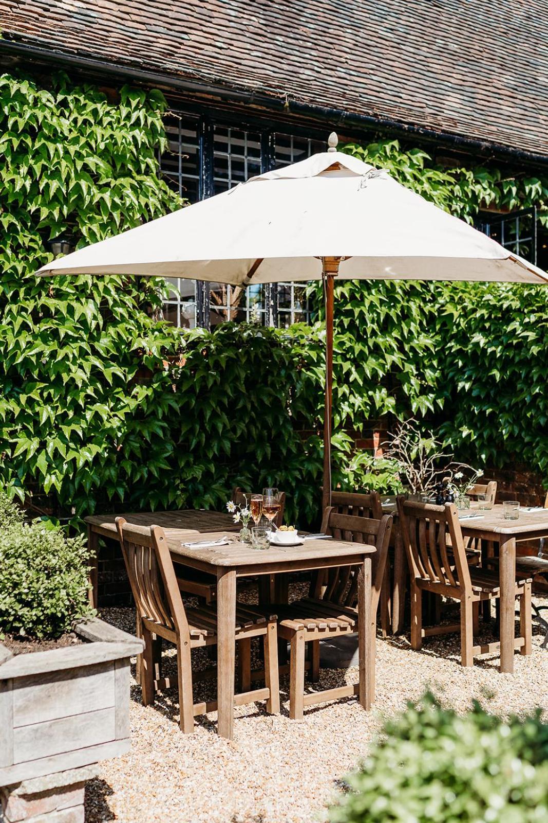 The Crown Inn Chiddingfold Luaran gambar